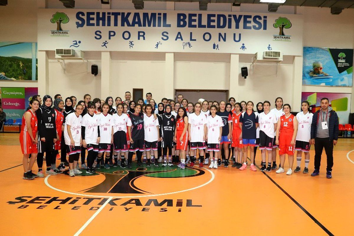 Basketbol Kurtuluş Kupası\'nda 7. randevu