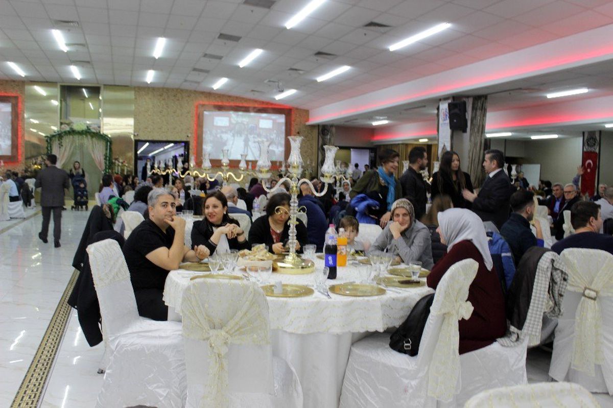 Bayrampaşa\'da öğretmenler unutulmadı