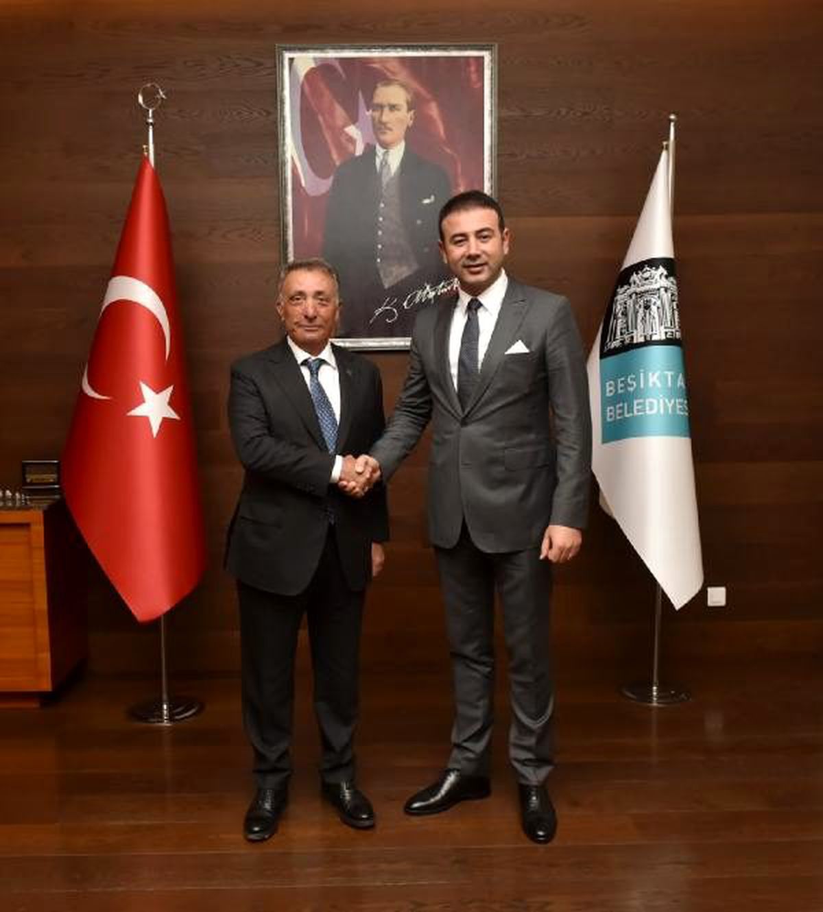 Beşiktaş Başkanı Çebi\'den Başkan Akpolat iade-i ziyaret