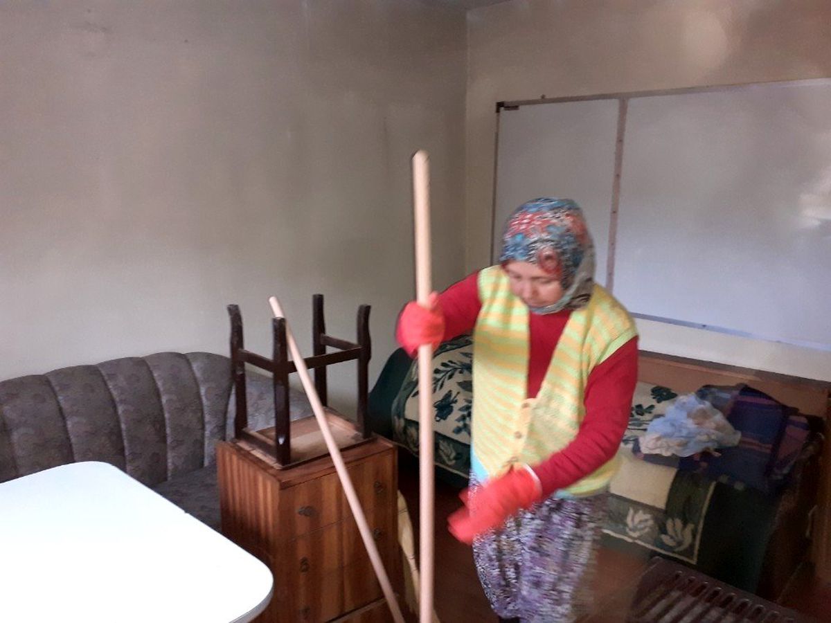 Burhaniye\'de evlere belediye temizliği