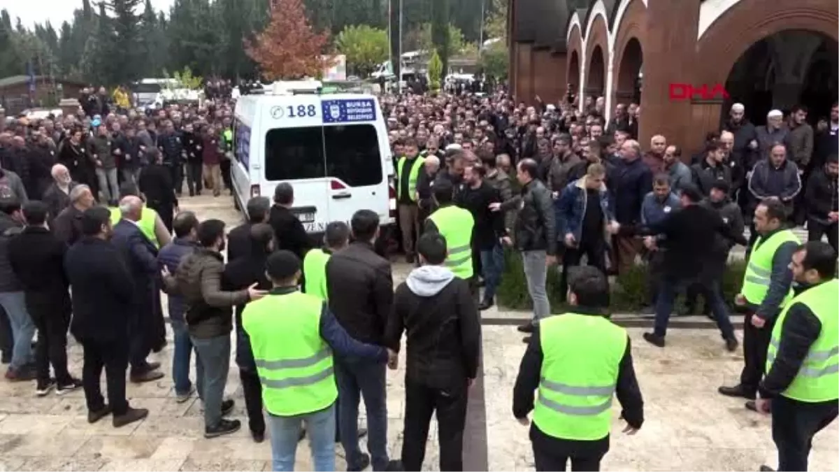 Bursa \'sahte peygamber\' iskender erol evrenosoğlu, bursa\'da toprağa verildi