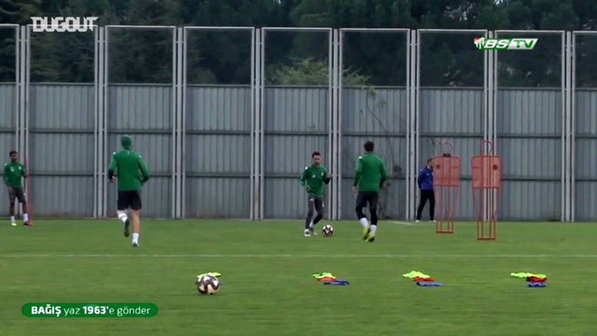 Bursaspor Adanaspor\'a Hazırlanıyor