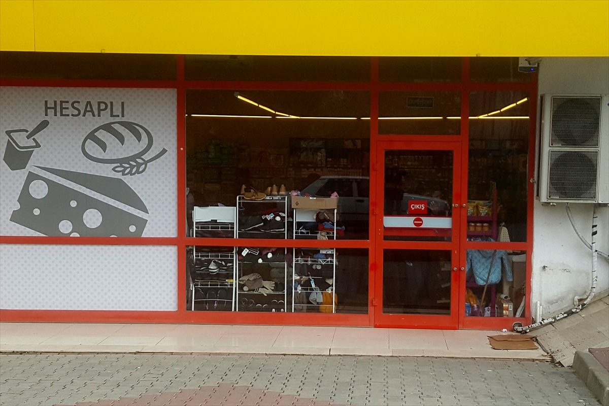 Büyükçekmece\'de market soygunu