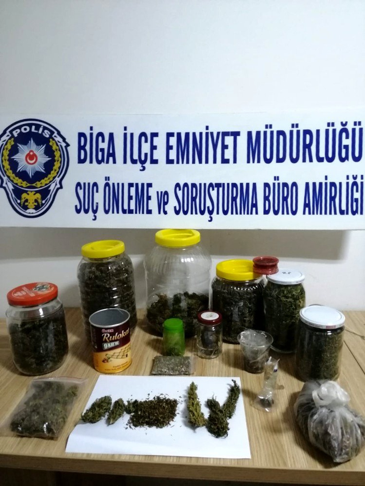 Çanakkale\'de uyuşturucu operasyonu: 2 gözaltı