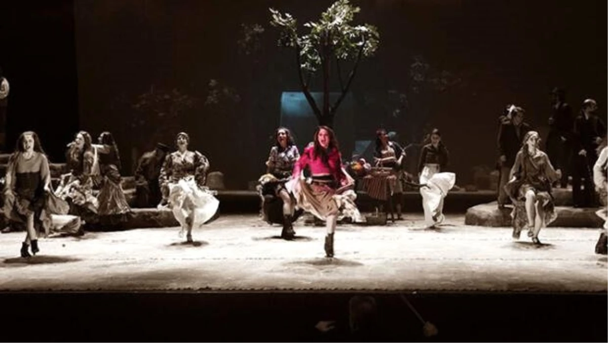 "Çingeneler Zamanı" müzikali Bursa\'da