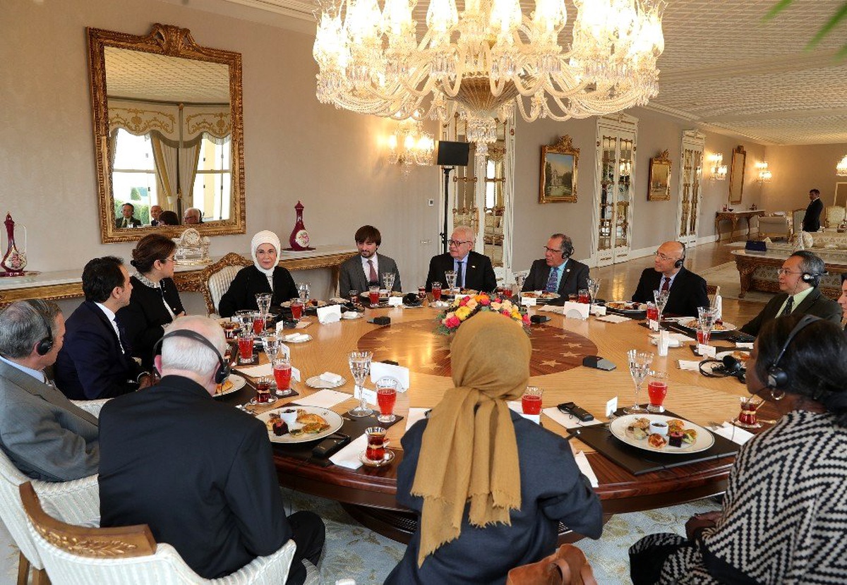 Dünyanın en büyük çocuk sağlığı kurumundan Emine Erdoğan\'a teşekkür ziyareti