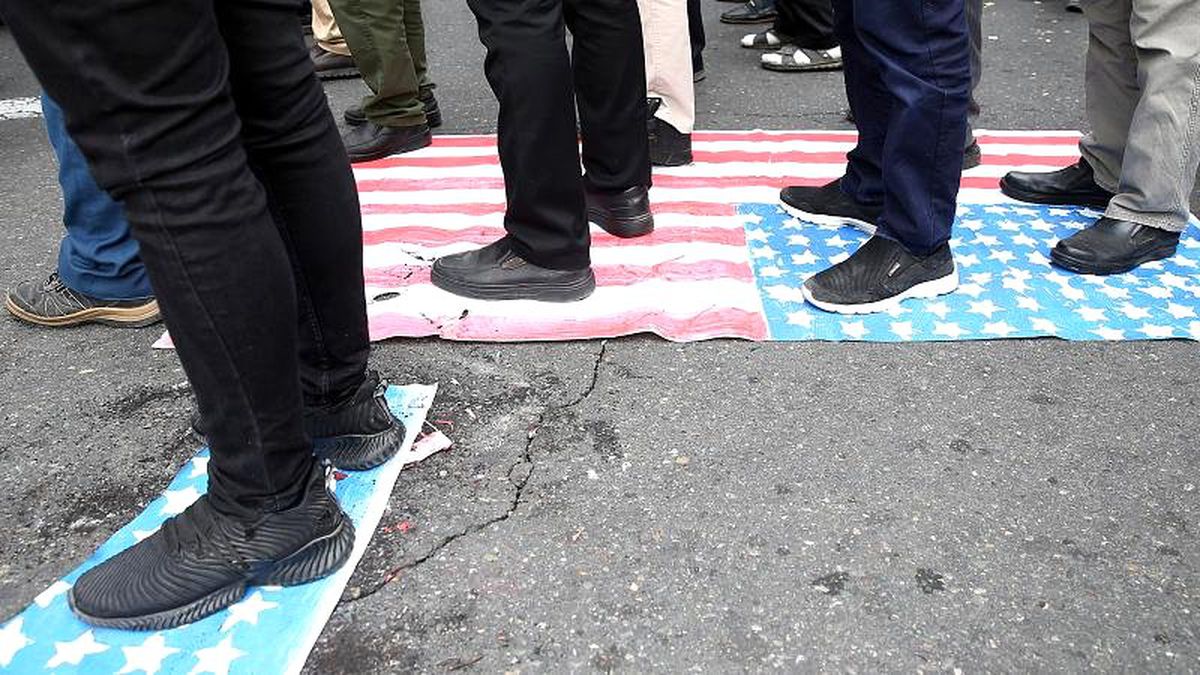 İran: Protestolar için CIA tarafından eğitim verilen 8 vatandaş gazeteci tutuklandı