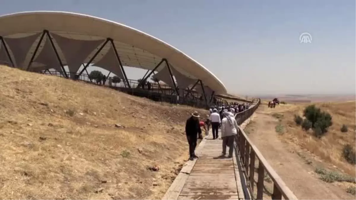 İtalyan heyet Göbeklitepe\'ye hayran kaldı