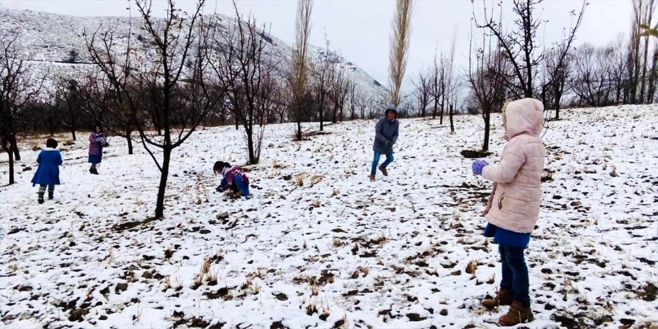Kahramanmaraş\'ta mevsimin ilk kar yağışı gerçekleşti