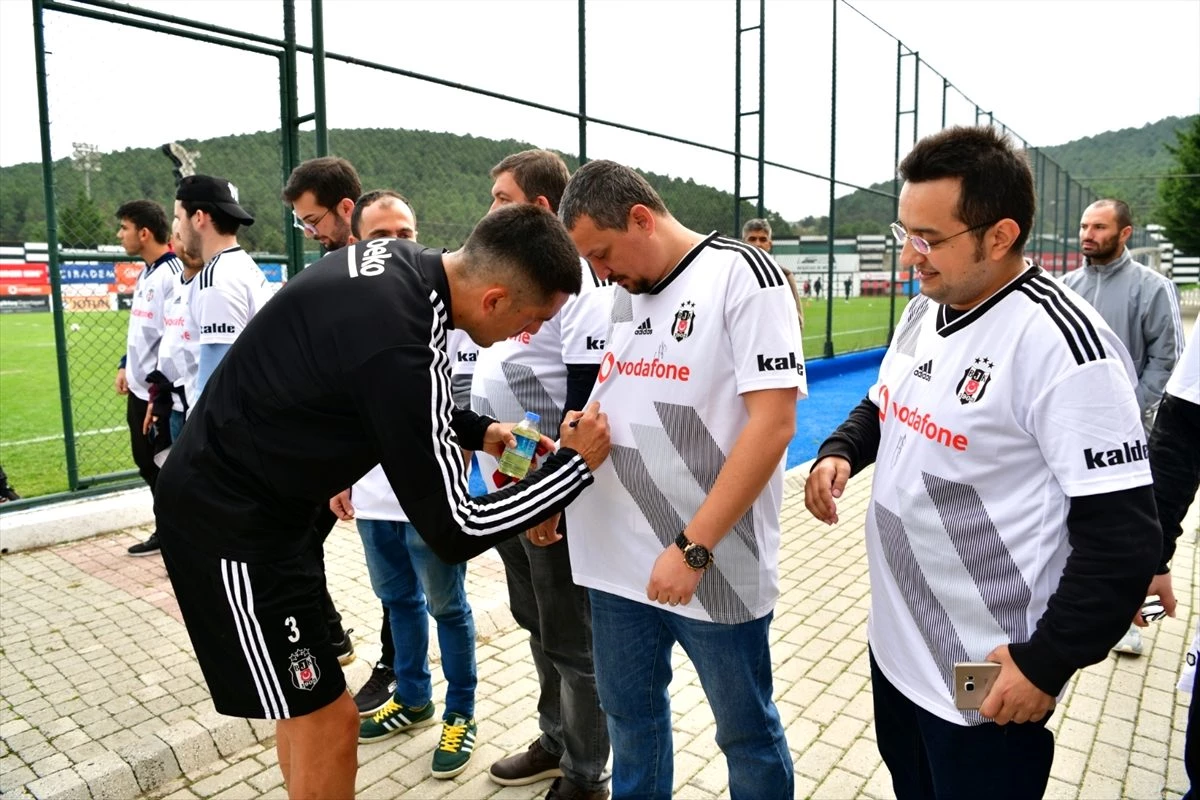 " Karakartallılar" Beşiktaşlı futbolcularla buluştu