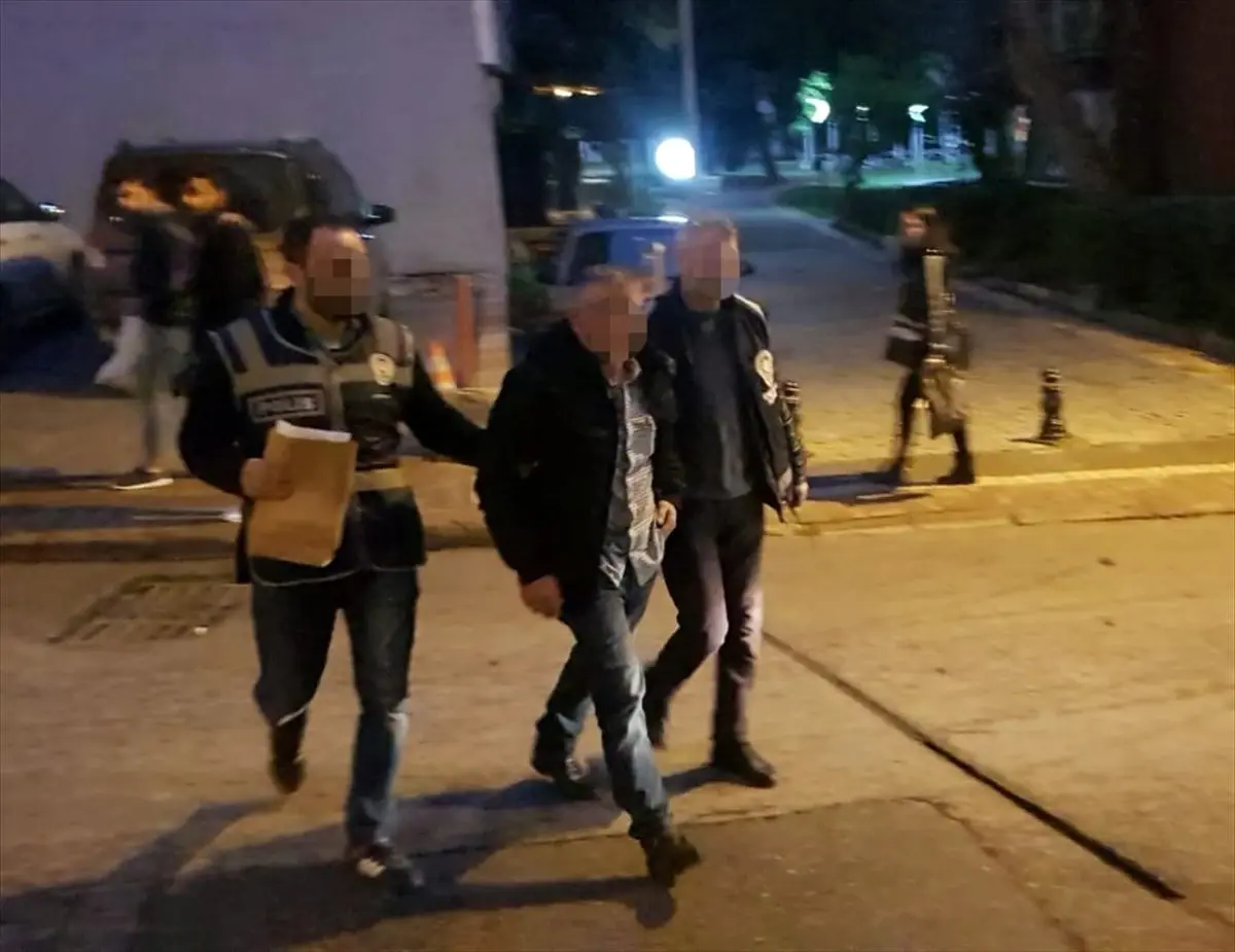 Kocaeli\'de avukatların ofisini kurşunladığı iddia edilen şüpheli yakalandı