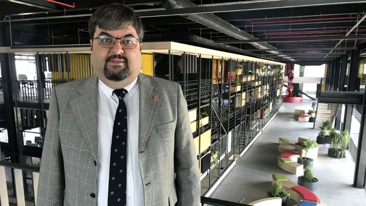 MEÜ Kariyer Merkezi, KKTC\'de üniversite ve kurumlarla buluştu