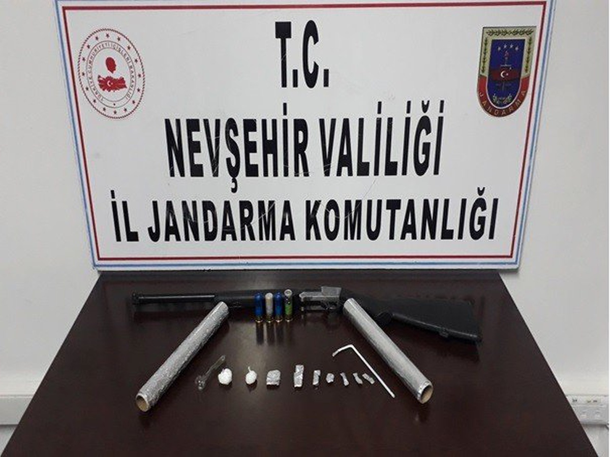 Nevşehir\'de uyuşturucudan 5 kişi gözaltına alındı