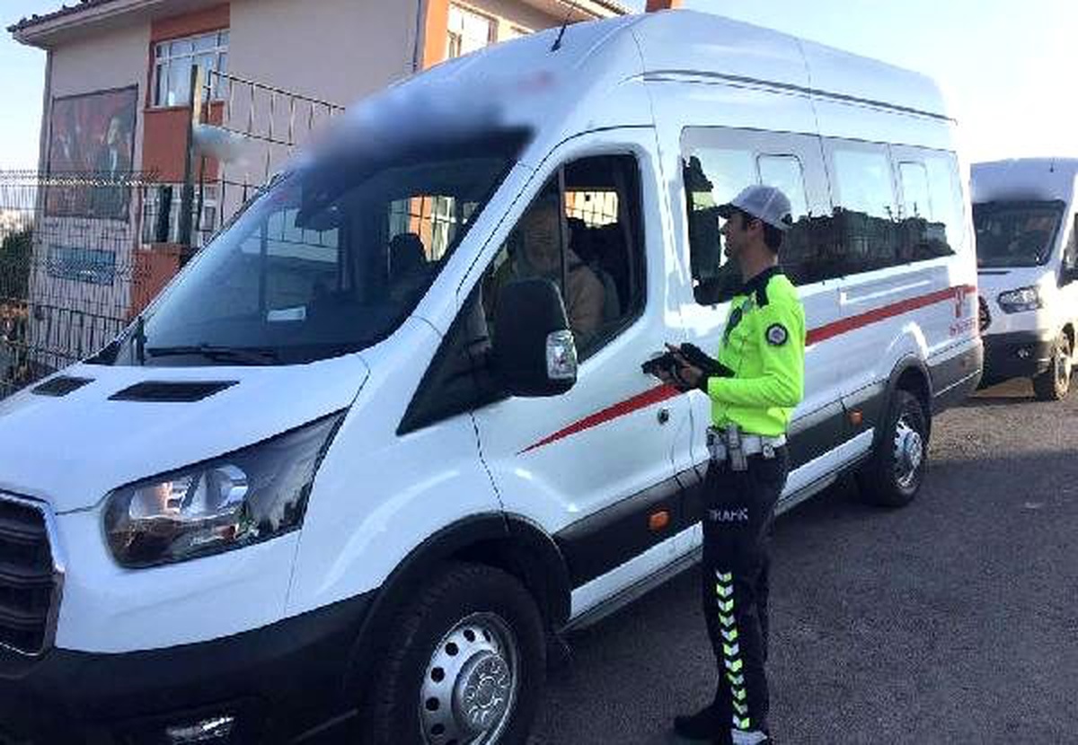 Okul servisleri denetlendi, 91 araç trafikten men edildi