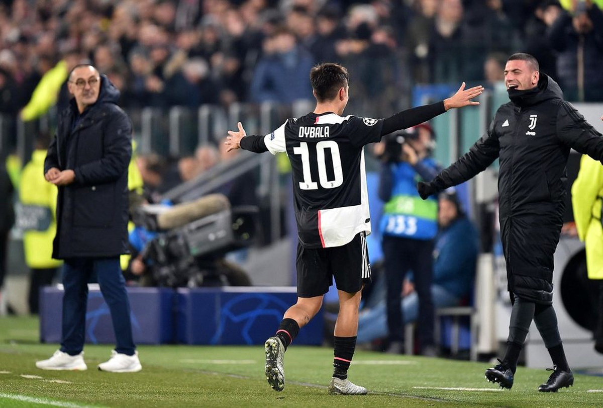 Paolo Dybala\'dan Merih Demiral\'a asker selamı