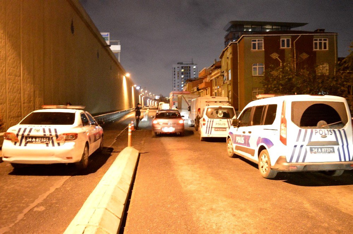 Şoförle tartışıp ambulansa kurşun yağdırdılar