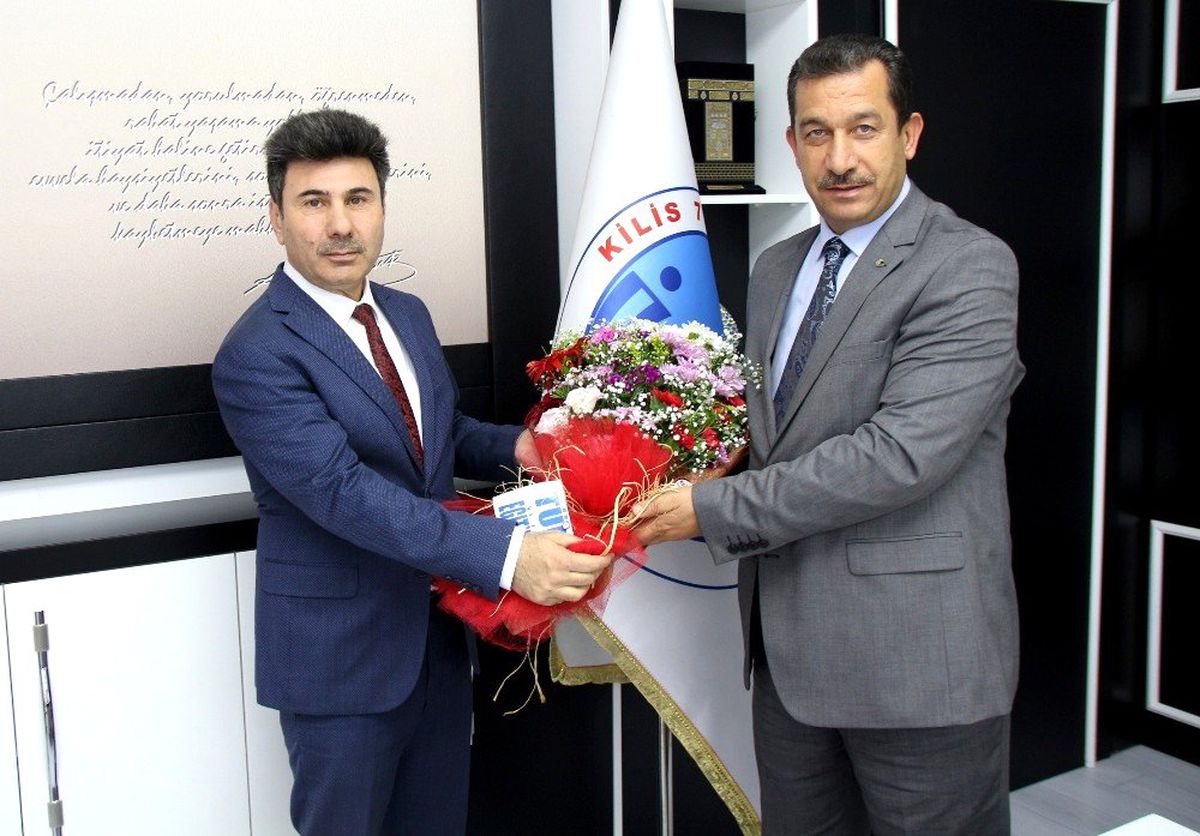 Türk Eğitim-Sen\'den Rektör Karacoşkun\'a Öğretmenler Günü Kutlaması