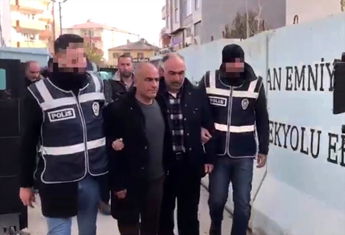 Van\'da çeşitli suçlardan aranan 12 kişi yakalandı