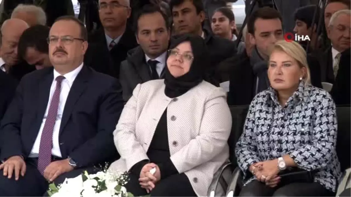 Aile, Çalışma ve Sosyal Hizmetler Bakanı Zehra Zümrüt Selçuk: "513 bin engelliye 7 milyar TL ödeme...