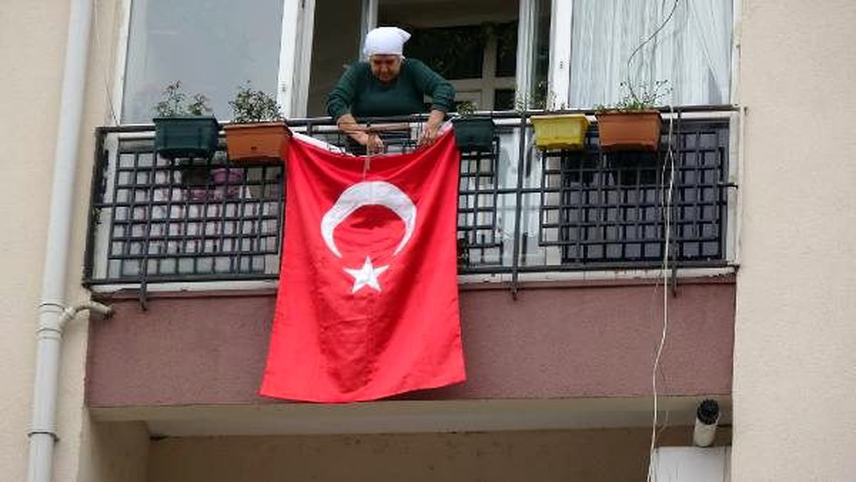 Akçakale\'de havanlı saldırıda yaralanan uzman çavuş şehit oldu (2)
