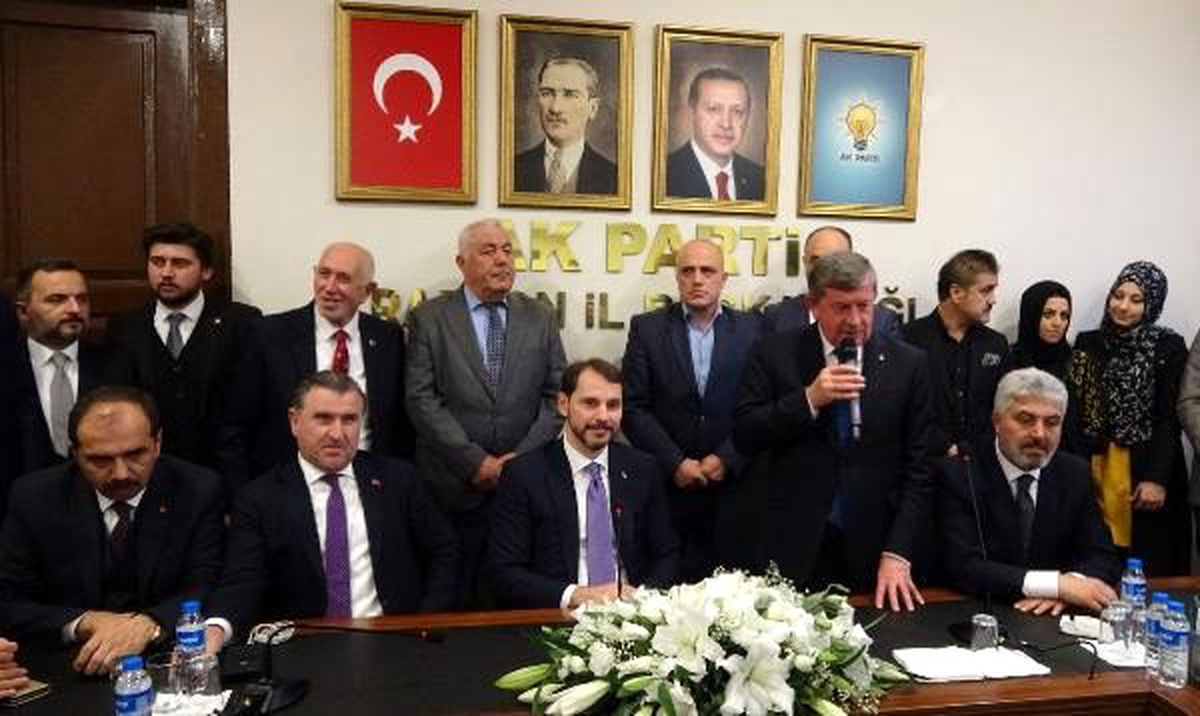 Albayrak: Kur ve ekonomik saldırılara rağmen güçlü adımlarla yolumuza devam ediyoruz (3)