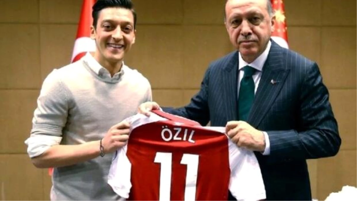 Almanya\'dan Mesut Özil açıklaması; "Hata yapıldı"