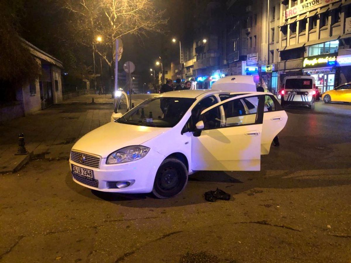 Ankara\'da bekçiyi darp eden şüpheliler, silahını alıp kaçtı
