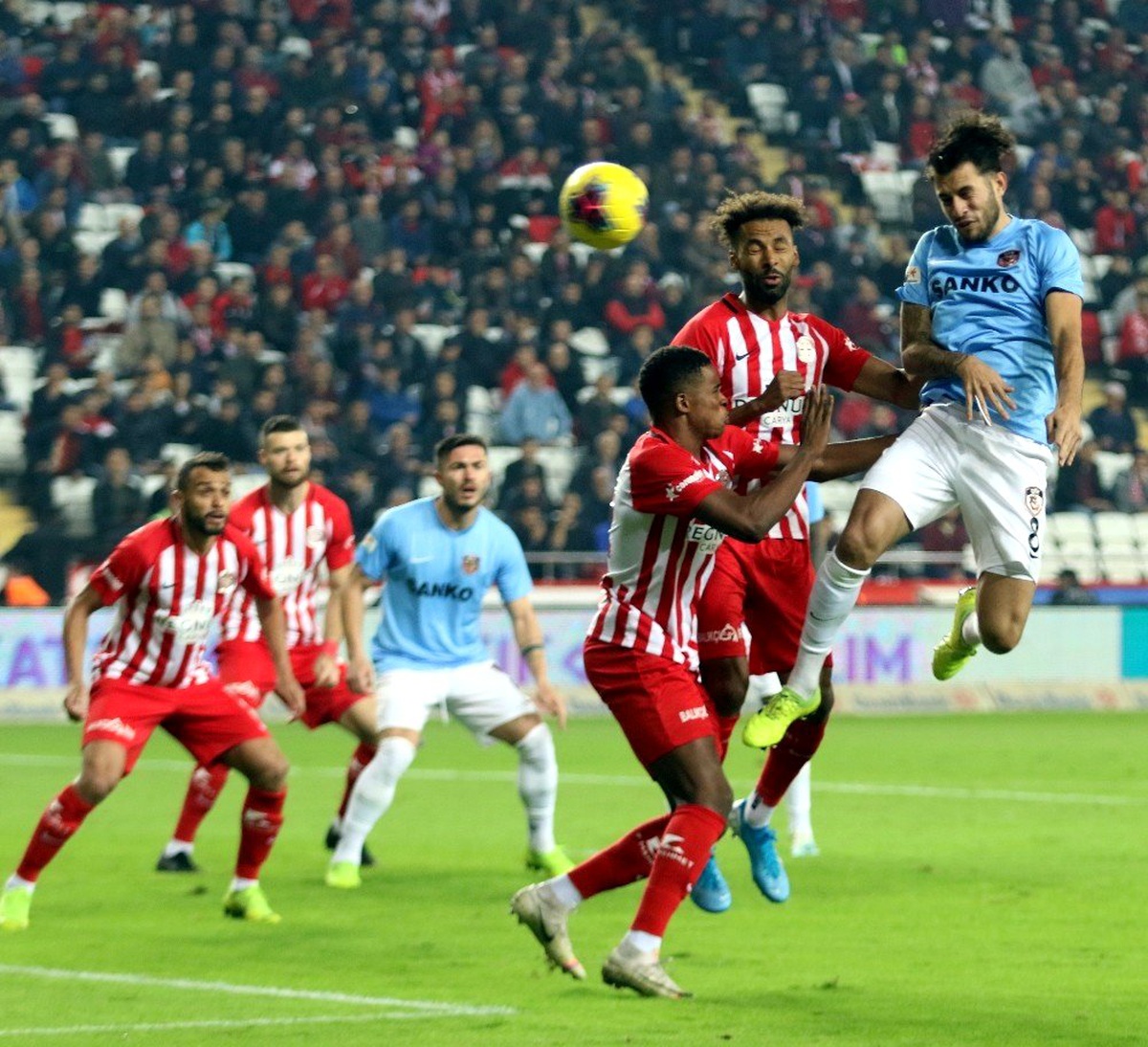 Antalyaspor\'da gelişim rakamlara yansıdı