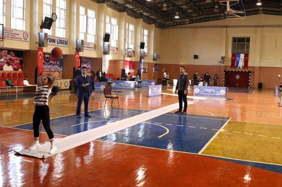 Aydın\'da öğrencilere sportif yetenek taraması yapılıyor