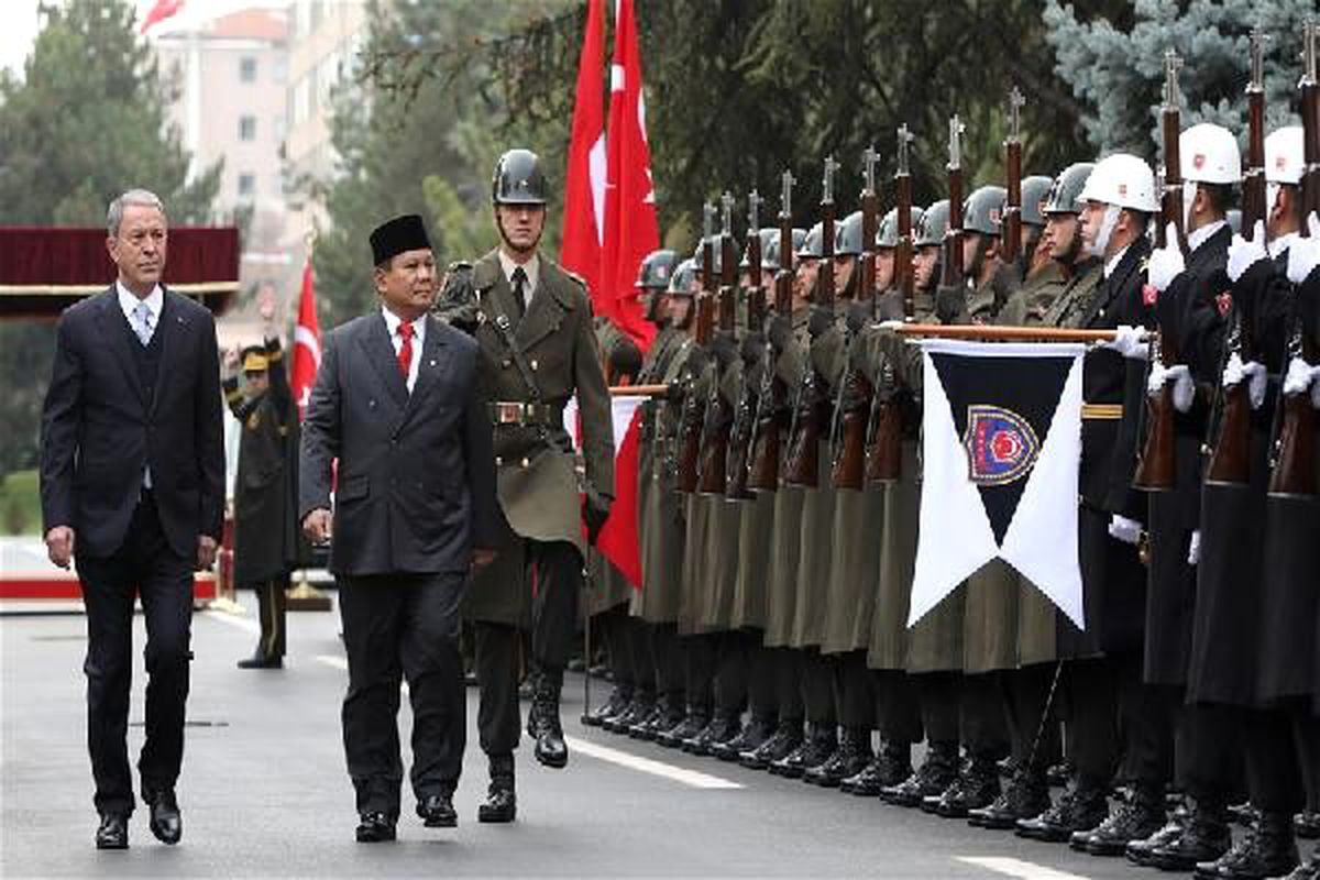 Bakan Akar, Endonezyalı mevkiidaşı ile görüştü