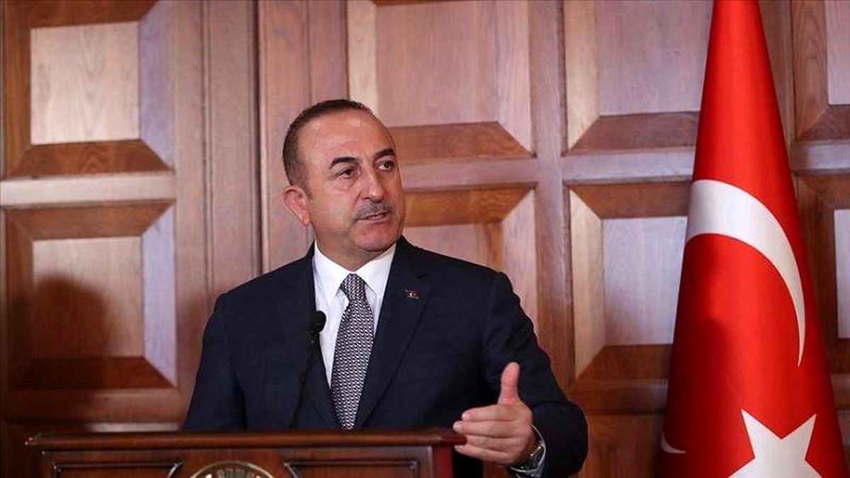 Bakan Çavuşoğlu\'dan Barış Pınarı Harekatı\'nı eleştiren Macron\'a: \'Terör devleti kurmak istiyordu\'