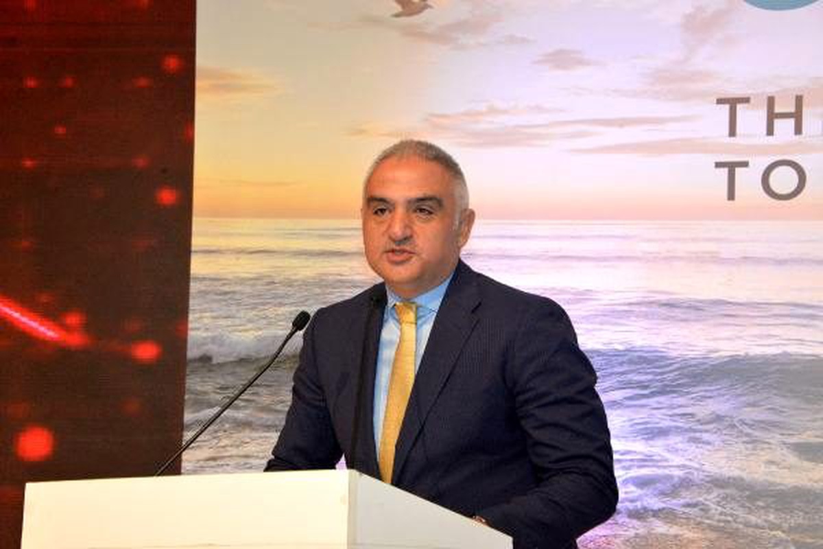 Bakan Ersoy: Bu yılki turizm geliri hedefi 34,5 milyar dolar