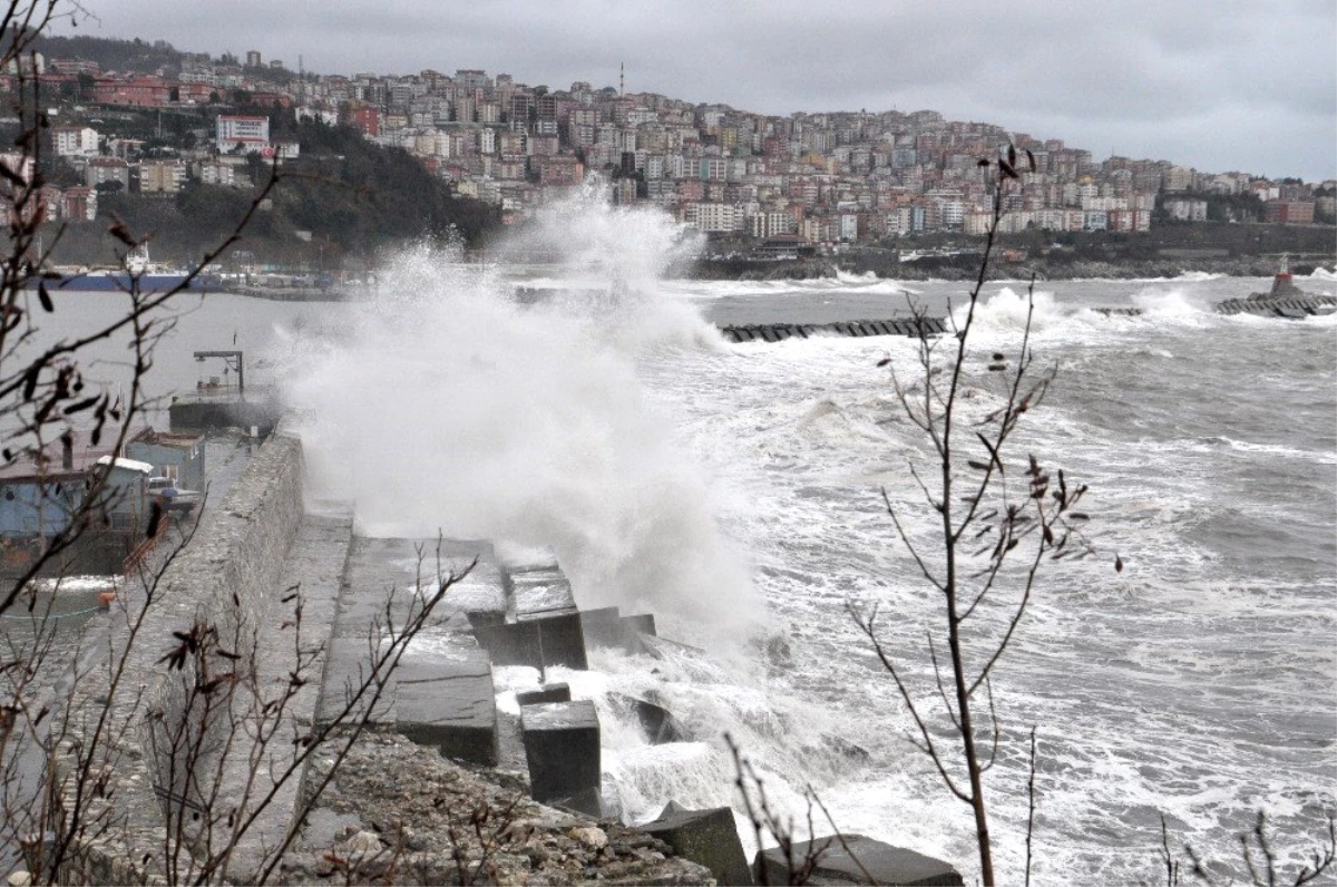 Batı Karadeniz\'de fırtına uyarısı