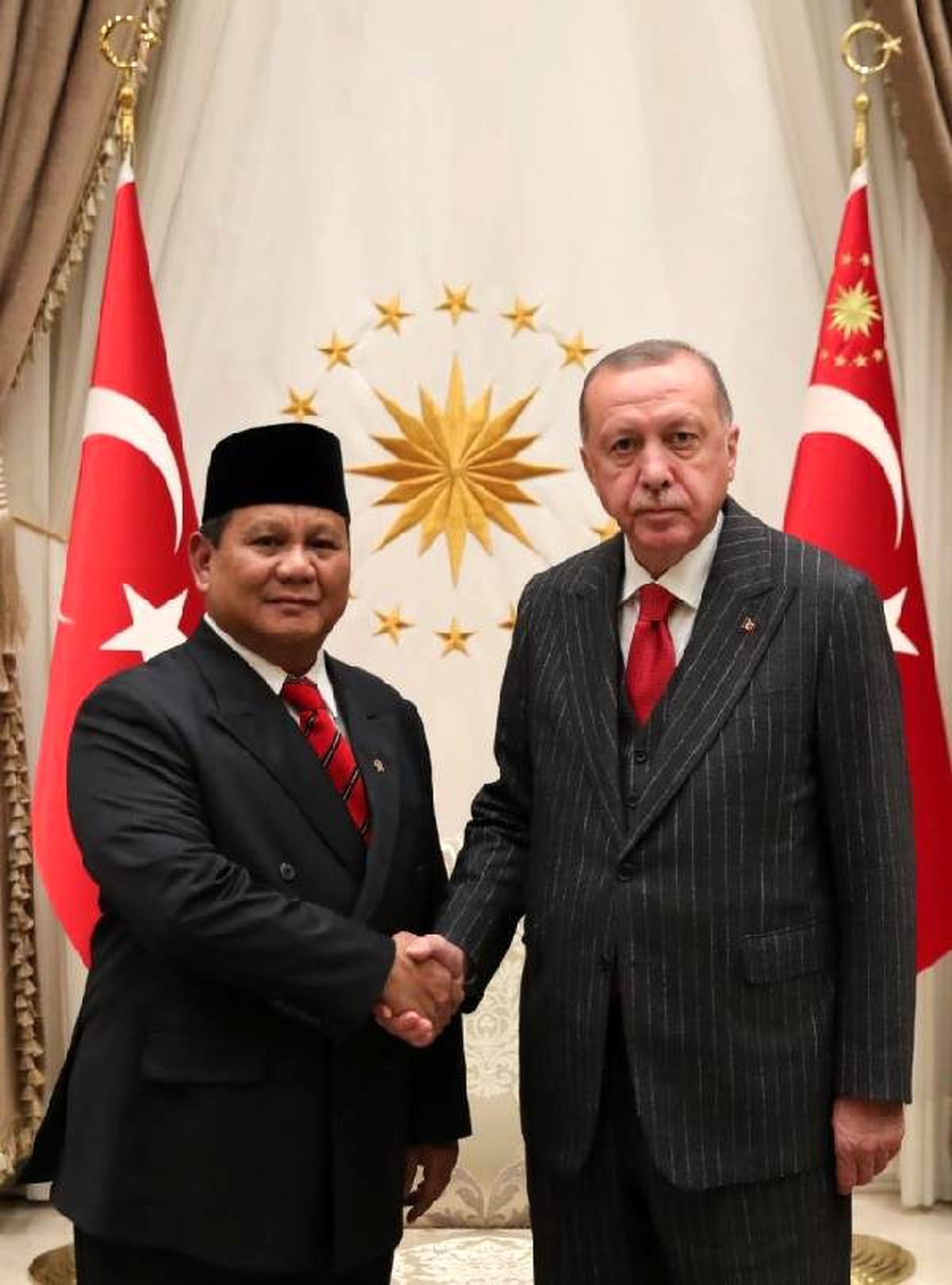 Erdoğan Endonezya Savunma Bakanı Subianto\'yu kabul etti