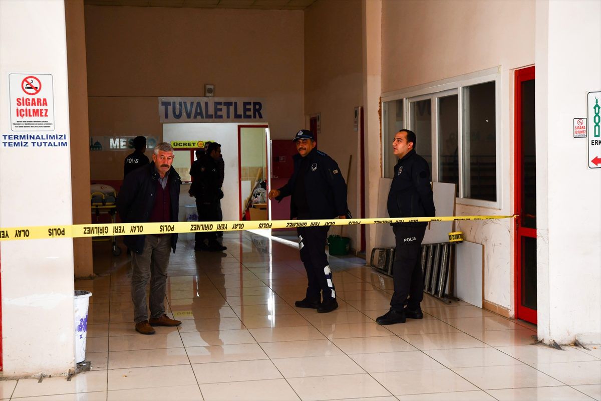 Giresun\'da bir kadın otobüs terminalinin tuvaletinde ölü bulundu