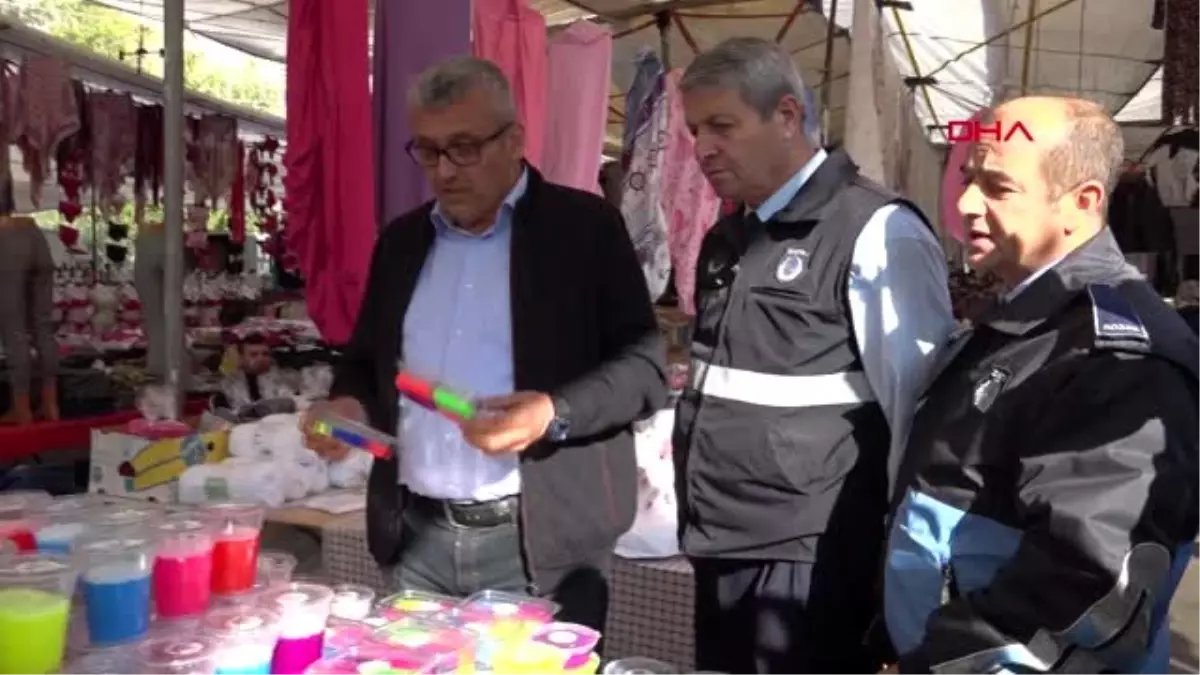 İzmir semt pazarında 3 liraya satılan oyun hamurları toplatıldı