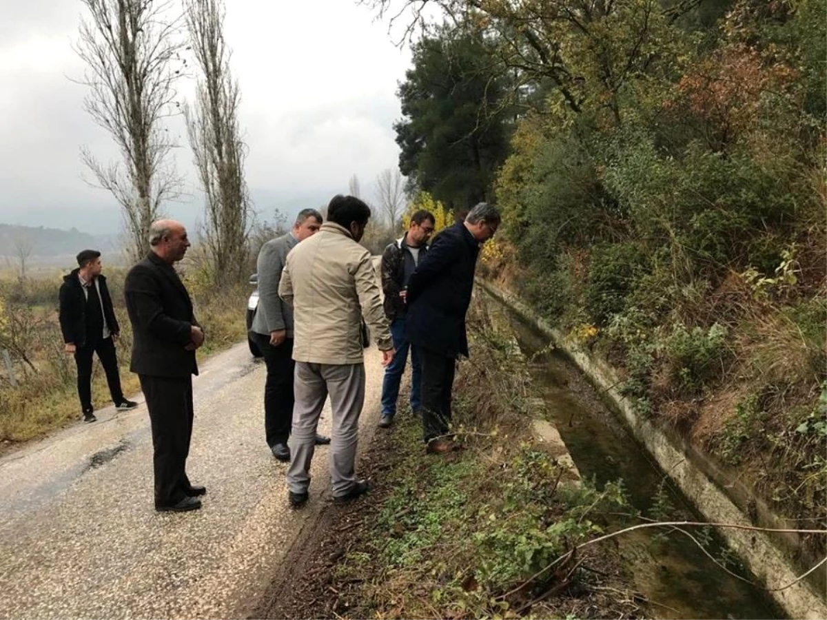 Osmaneli Kaymakamı Yavuz yol yapım çalışmalarını yerinde inceledi