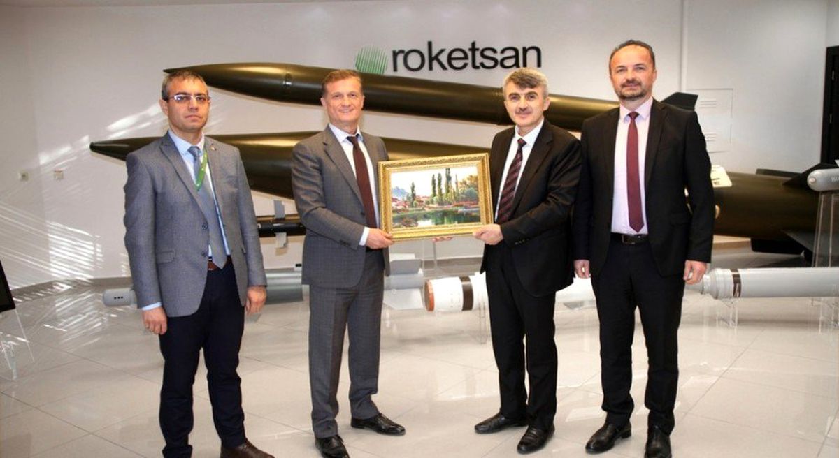 Rektör Uysal\'dan ROKETSAN\'a ziyaret
