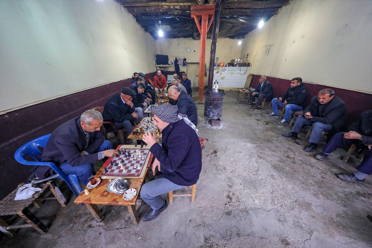 Satranç tutkusu asırlardır kuşaktan kuşağa aktarılıyor