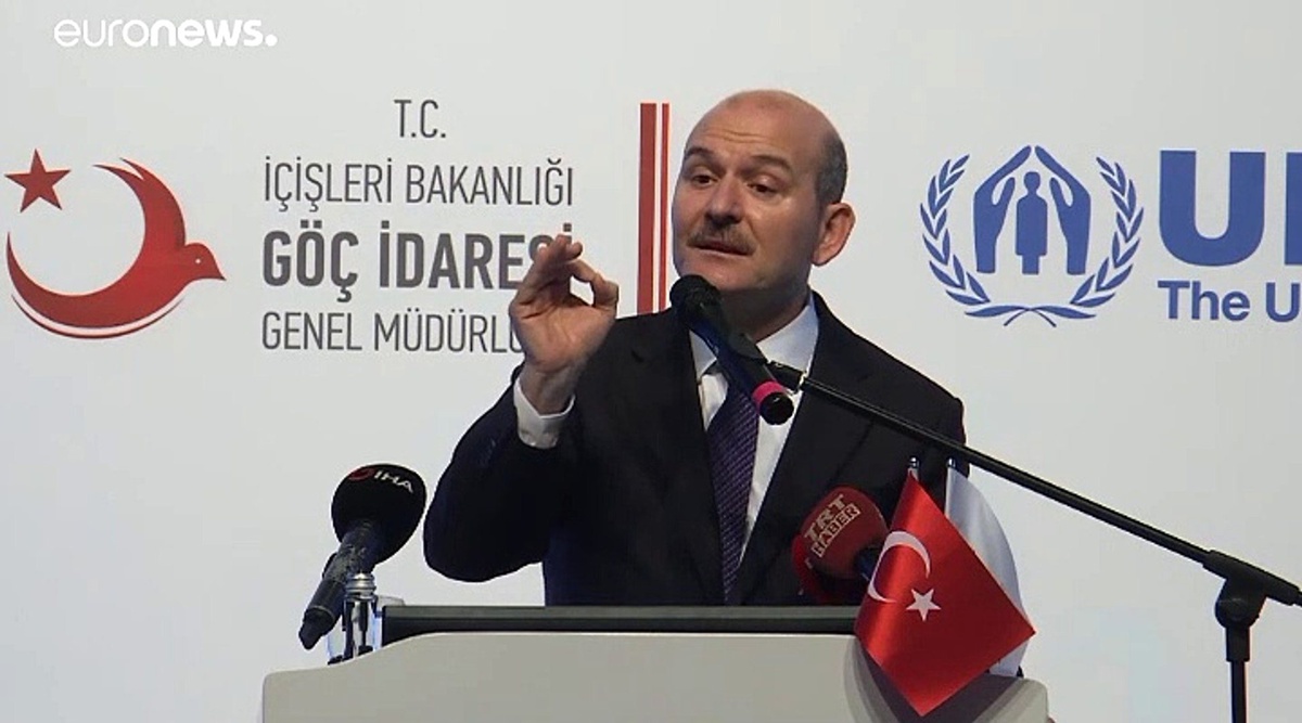 Soylu\'dan Alevi açıklaması: O eve yapılan işareti kendi evime yapılmış olarak görüyorum