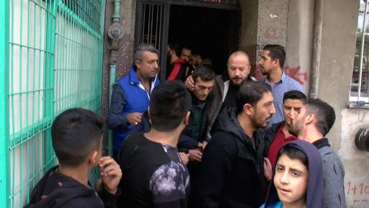 Sultangazi\'de yangın sırasında hırsızlık iddiasına linç girişimi