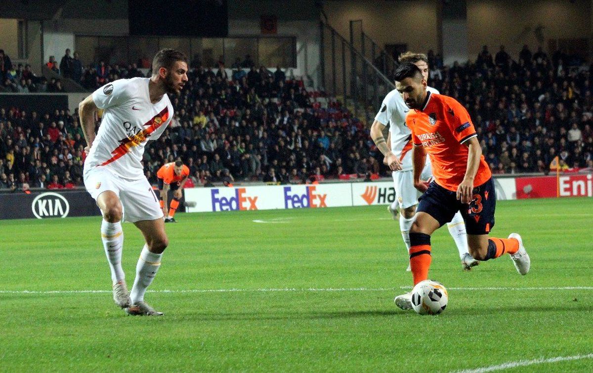 UEFA Avrupa Ligi: M. Başakşehir: 0 - Roma: 3 (İlk yarı)
