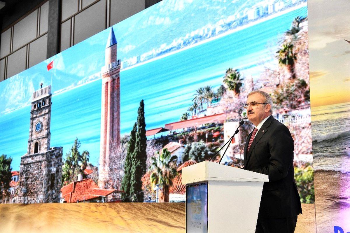 Vali Karaloğlu: "Antalya turizmi büyümeye devam edecek"