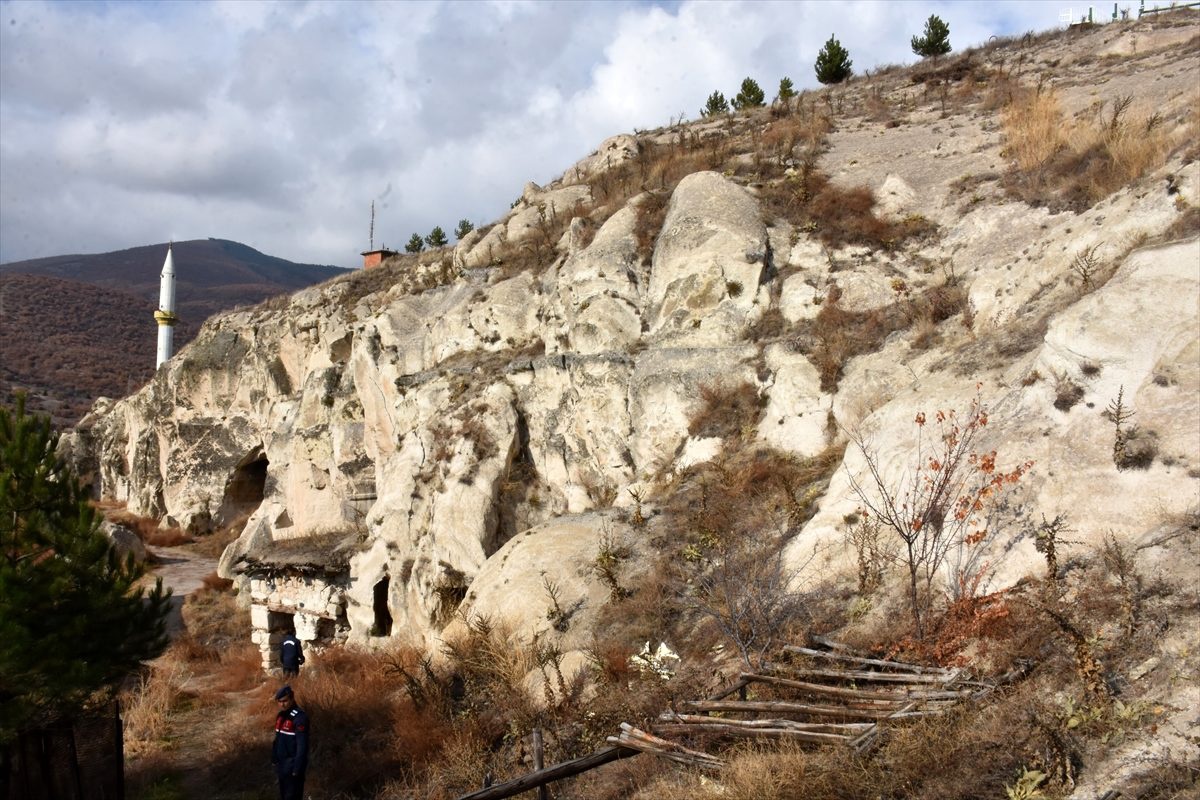 Yeni bulunan yer altı şehrinde inceleme