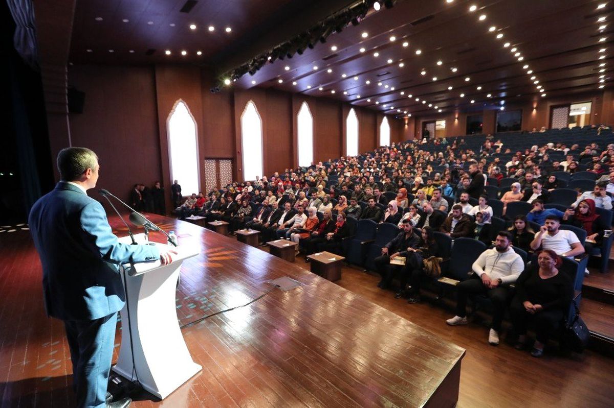 198 çift daha Evlilik Okulu\'nda eğitimini tamamladı
