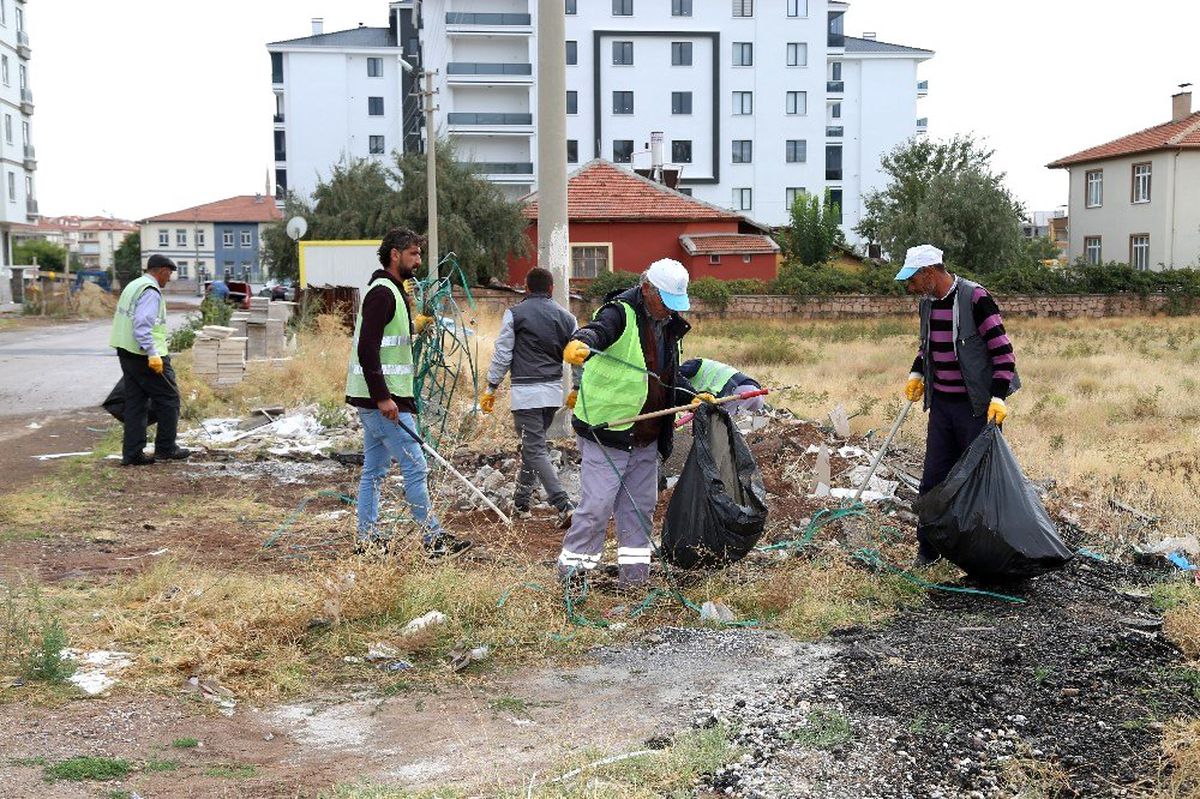 Aksaray Belediyesi daha temiz bir Aksaray için çalışmalarına devam ediyor