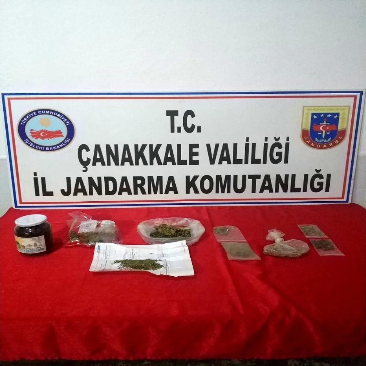 Çanakkale\'de uyuşturucu operasyonu: 3 gözaltı