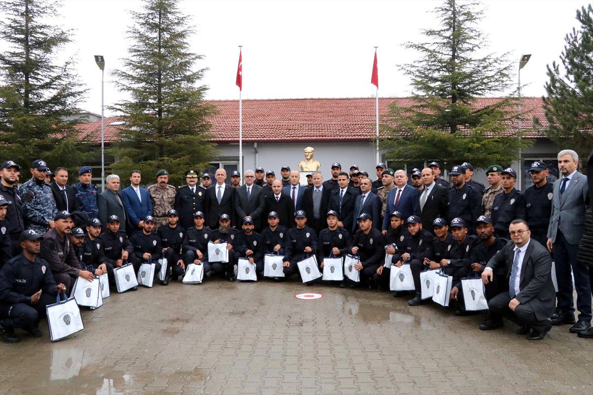 Çankırı\'da özel harekat eğitimi alan Libyalılar mezun oldu