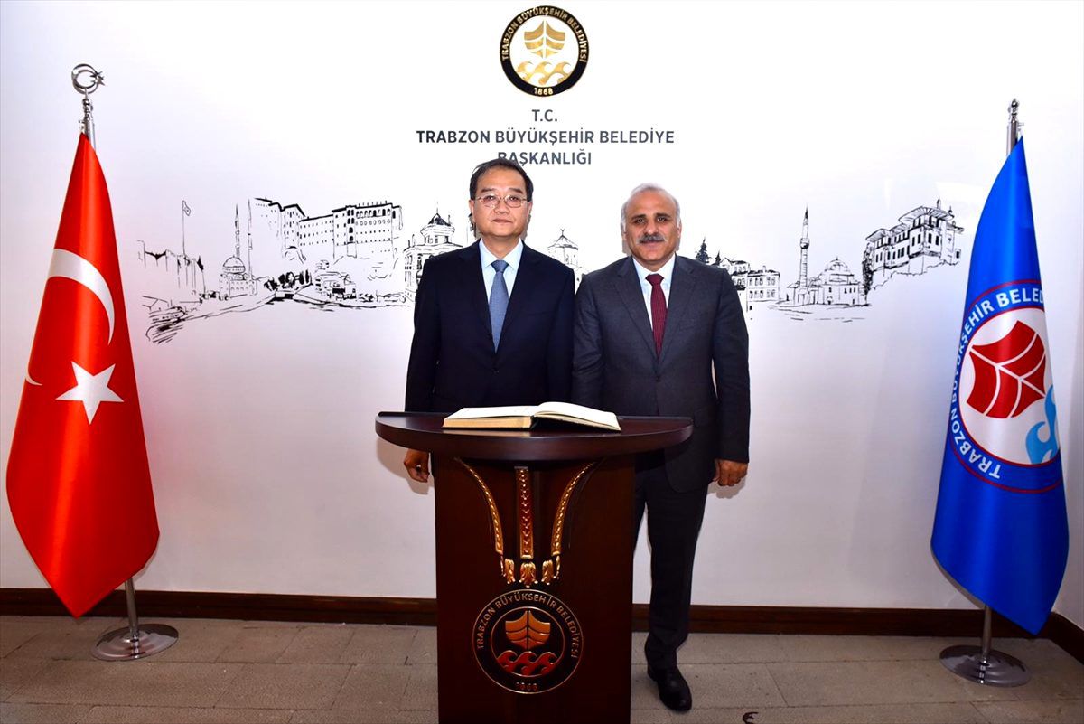 Çin heyeti, Vali Ustaoğlu ve Başkan Zorluoğlu\'nu ziyaret etti