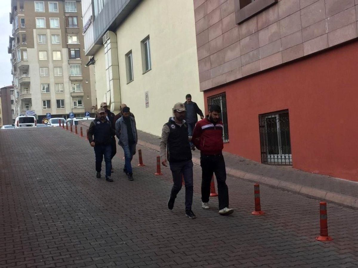 DEAŞ\'ın Halep\'e bağlı 15 köyünde gençler sözde sorumlusu Kayseri\'de yakalandı